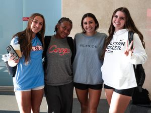 Image post by @UHCougarSoccer on Twitter