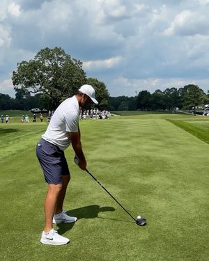 Image post by @taylormade_golf_japan on Instagram