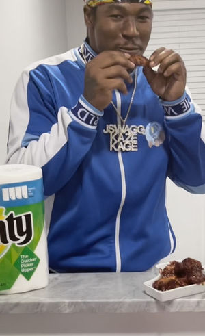 Image post by @jswaggdaddy on Twitter