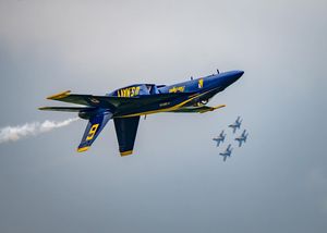 Image post by @usnavyblueangels on Instagram