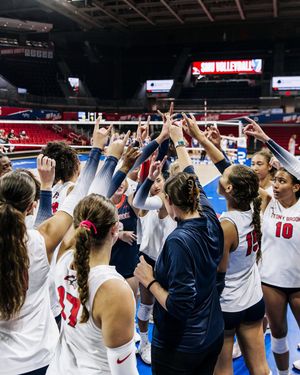 Image post by @stonybrookvb on Instagram
