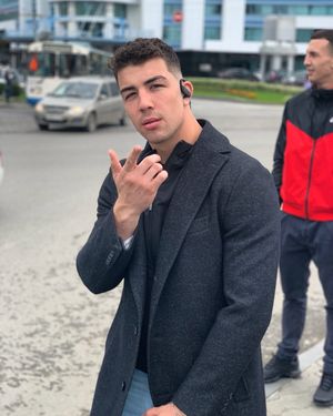 Image post by @theerichardtorrez on Instagram