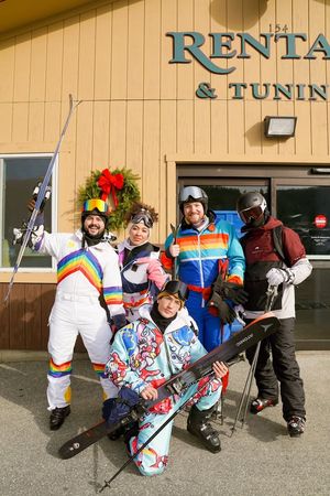 Image post by @mountsunapeeresort on Facebook