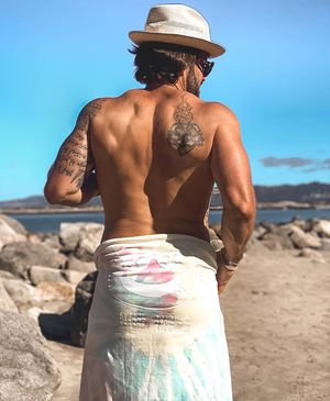Image post by @johnnybananas on Instagram