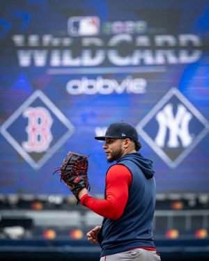 Image post by @redsoxbeisbol on Instagram