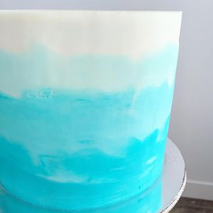 Image post by @theblondewhobakes on Instagram