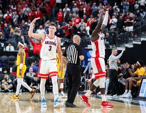 Image post by @AZATHLETICS on Twitter