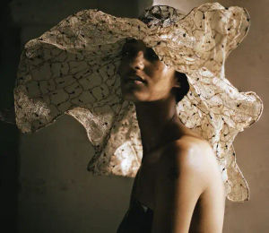 Image post by @vogueitalia on TikTok