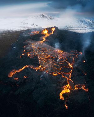Image post by @droneartgallery on Instagram
