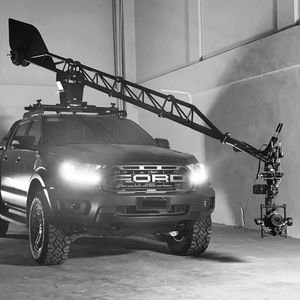 Image post by @motocrane_team on Instagram