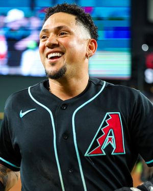 Image post by @losdbacks on Instagram