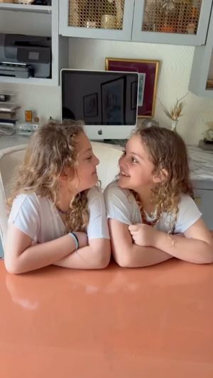 Video post by @sweet185chs on Facebook
