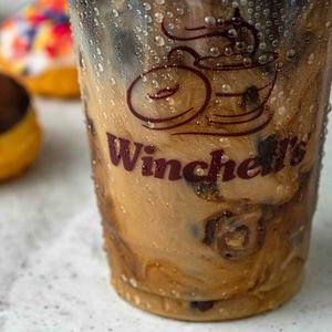Image post by @winchellsdonuthouse on Instagram