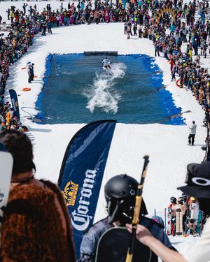 Image post by @whistlerblackcomb on Instagram