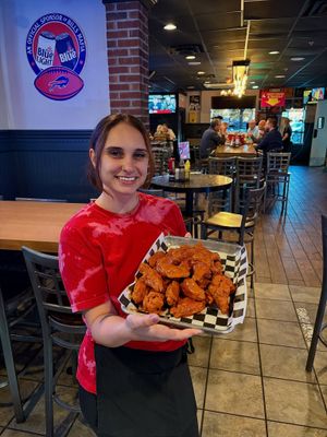 Image post by @wingnutzbarandgrill on Instagram