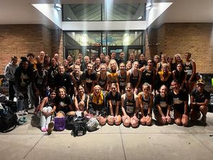 Image post by @centerville_girlsxc on Instagram