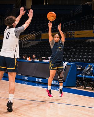 Image post by @calwbball on Instagram