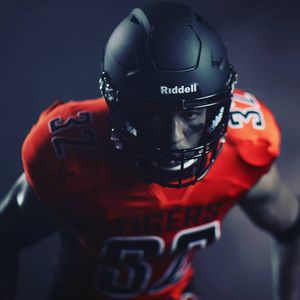 Image post by @riddellsports on Instagram