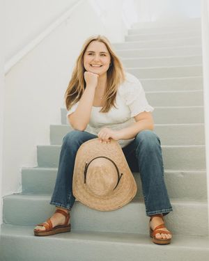 Image post by @maddiesswfphotography on Facebook