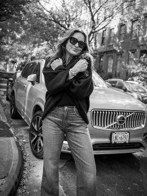 Image post by @therealmariskahargitay on Instagram