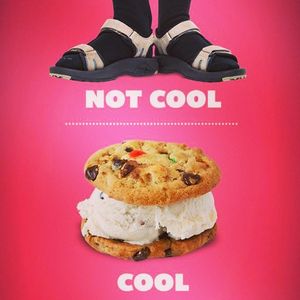 Image post by @insomniacookies on Instagram