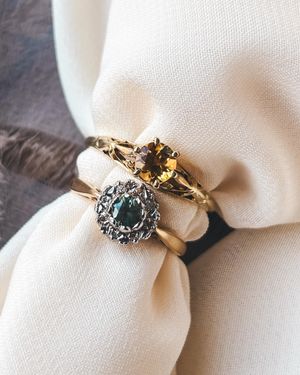 Image post by @maejeanvintage on Instagram