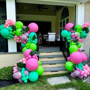 Image post by @balloons_by_victoria_dz on Instagram
