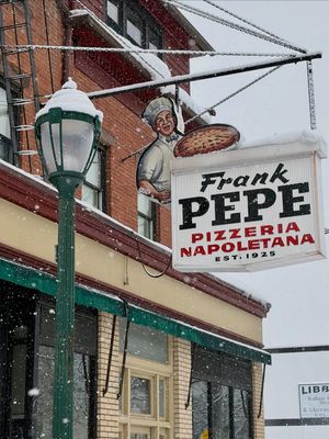 Image post by @frankpepepizza on Instagram