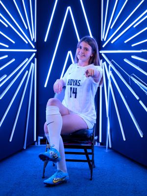 Image post by @hoyaswsoc on Instagram