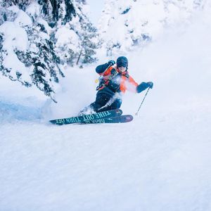 Image post by @j_skis on Instagram