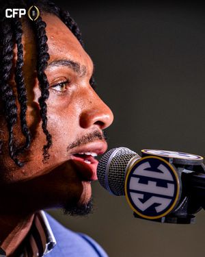 Image post by @cfbplayoff on Instagram