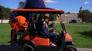 Video post by @CuseFH on Facebook