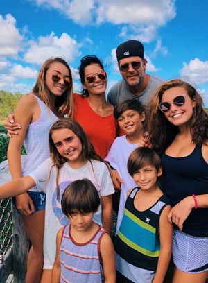 Image post by @Angie_Harmon on Twitter