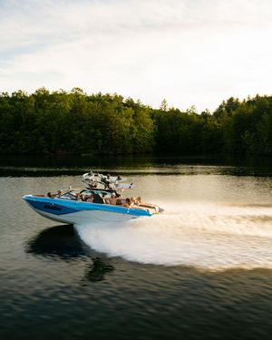 Image post by @malibuboats on Instagram