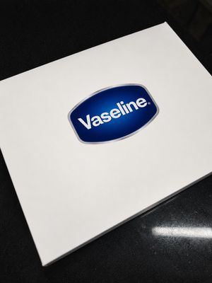 Image post by @vaselinebrand on Instagram