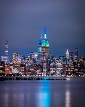 Image post by @empirestatebldg on Instagram
