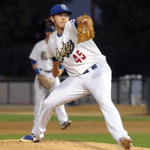 Image post by @rcquakes on Instagram