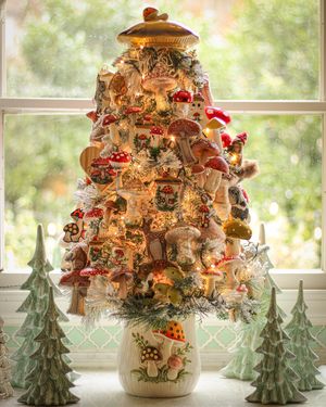 Image post by @mustloveherbs on Instagram