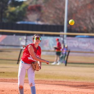 Image post by @softballyouth on Instagram