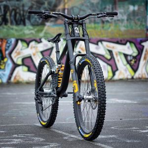 Image post by @wolf.mtb on Instagram