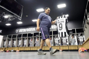 Image post by @botafogo on TikTok