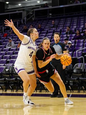 Image post by @lewiswbball on Instagram