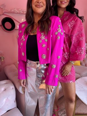 Image post by @shopbuddylove on Instagram