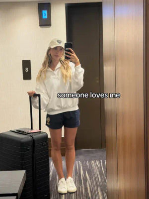 Image post by @katiefeeneyy on TikTok