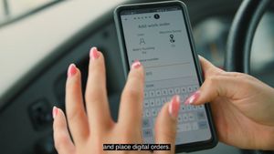 Video post by @volvocena on Facebook