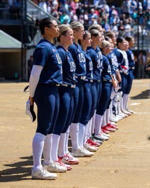 Image post by @usasoftball on Instagram