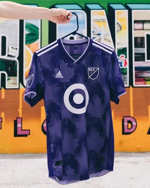 Image post by @soccerdotcom on Instagram