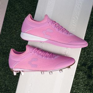 Image post by @soccerdotcom on Instagram