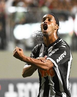 Image post by @ronaldinho on Instagram