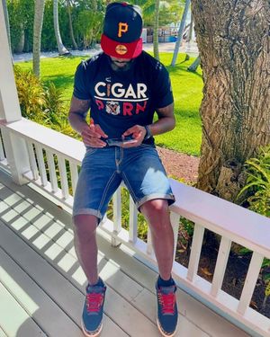 Image post by @reggiewayne_17 on Instagram